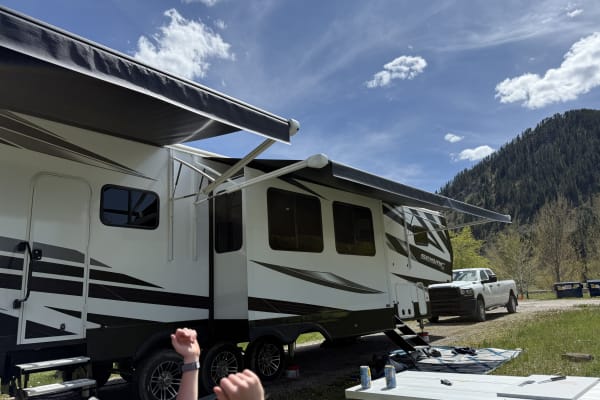 JAYCO TOY HAULER