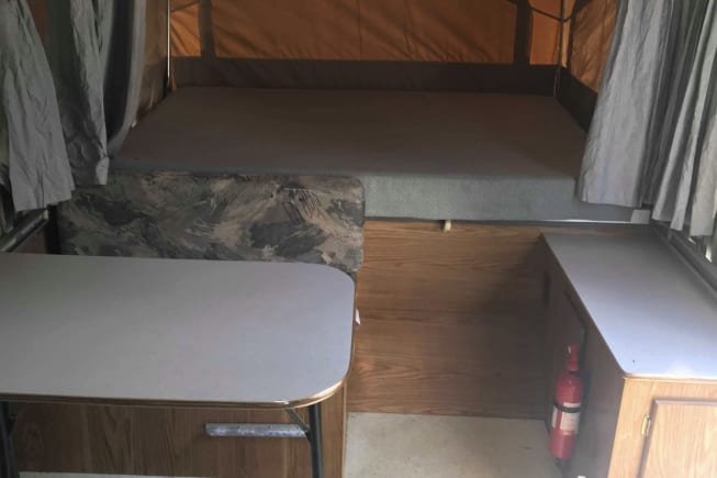 1996 Popup Trailer RV for Rent in Saint Joseph, MN - RVUSA.com