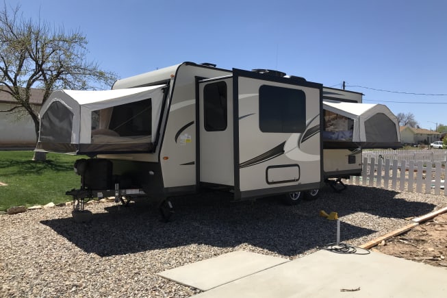 2021 Forest River Rockwood Roo 233s Travel Trailer For Rent In Enoch Ut 84721 Rvusa Com