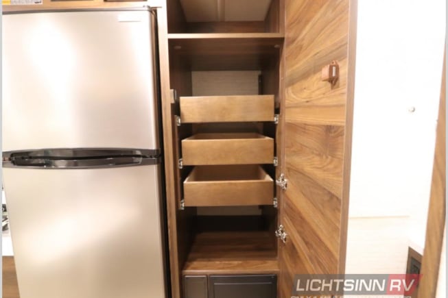 2021 Class C RV for Rent in Pasadena, CA - RVUSA.com