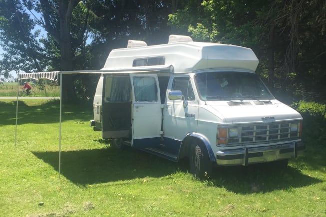 1988 Class B RV for Rent in Ottawa, ON - RVUSA.com