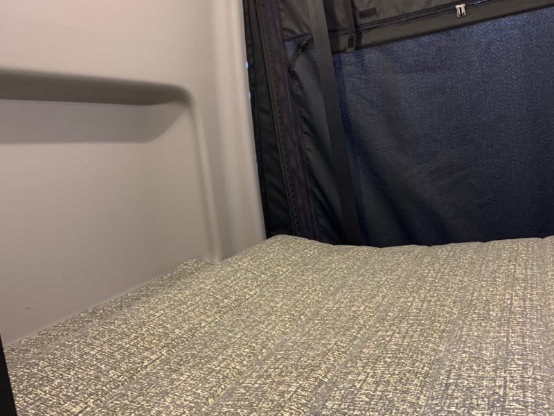 bed accommodates 2 people nicely