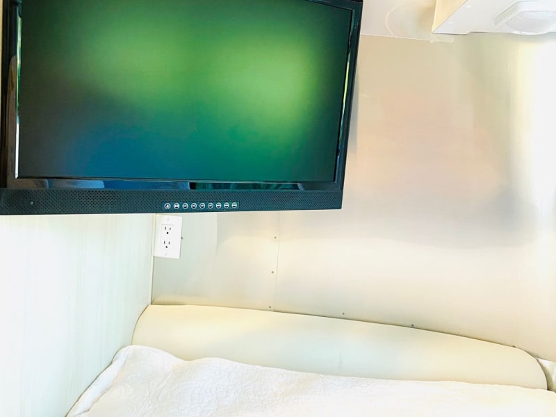 TV with DVD player