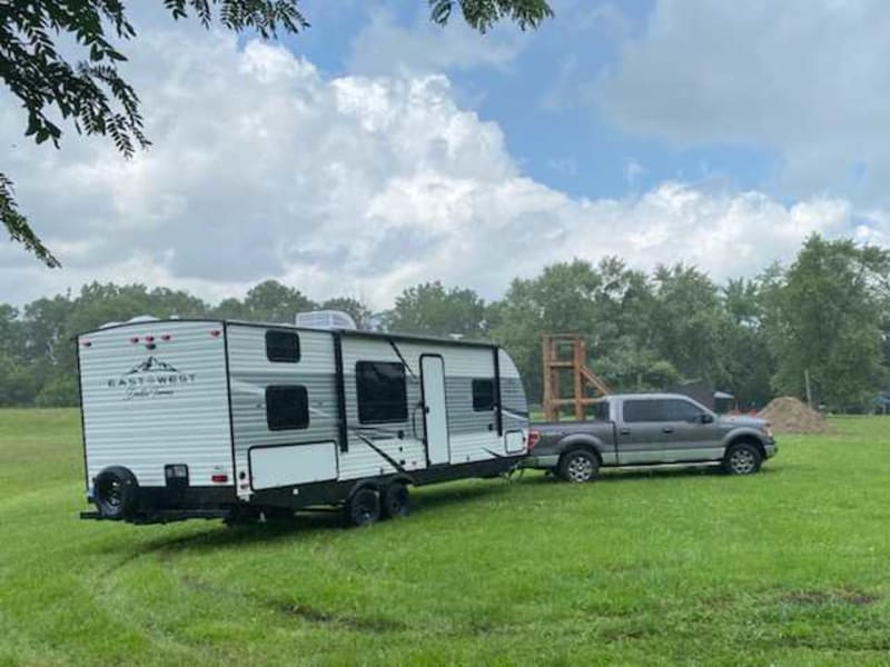 Picking up camper after a successful rental.