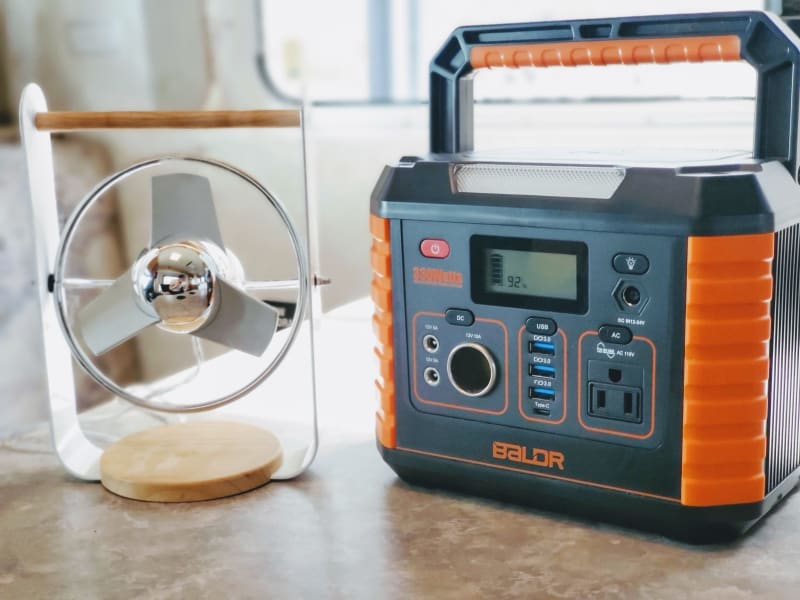 Charge your phones, laptop, 110V TV, your hair straightener or whatever else. This bad boy is included and charged up for you to use for days ! 