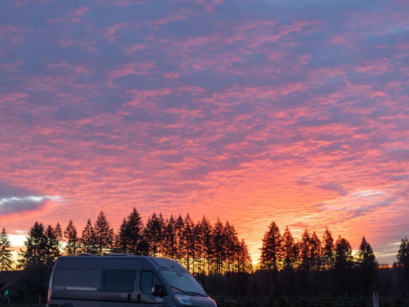 Explore Mt Hood Meadows Territory for incredible sunsets, wineries, lakes, hiking and free camping!
