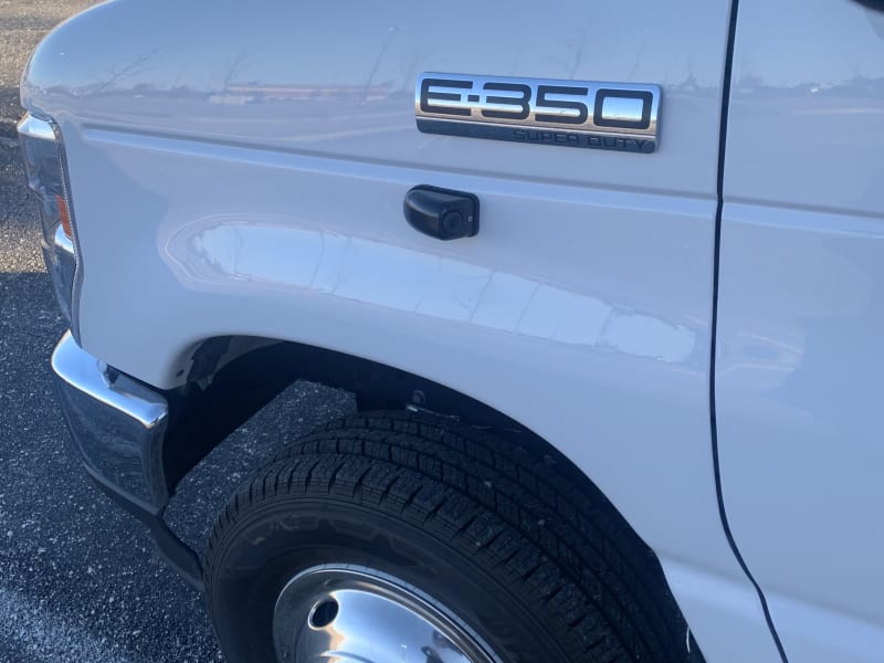 Both side has safety camera