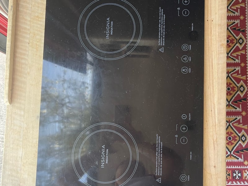 Induction cooktop 