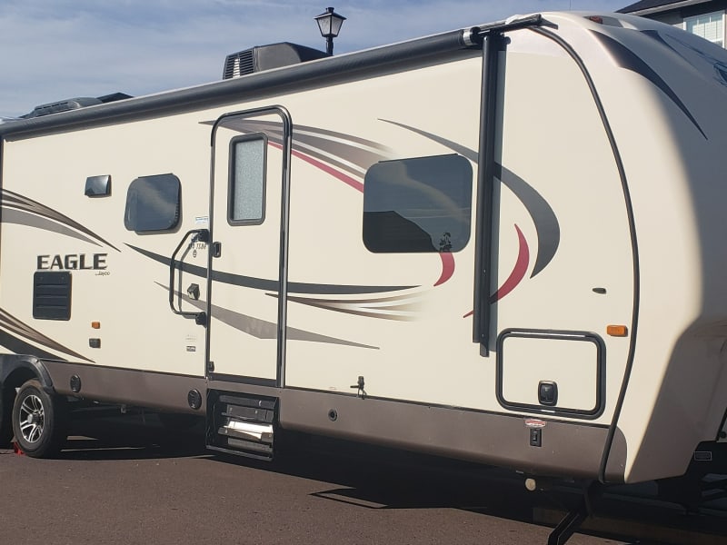 37 Feet of Glamping


