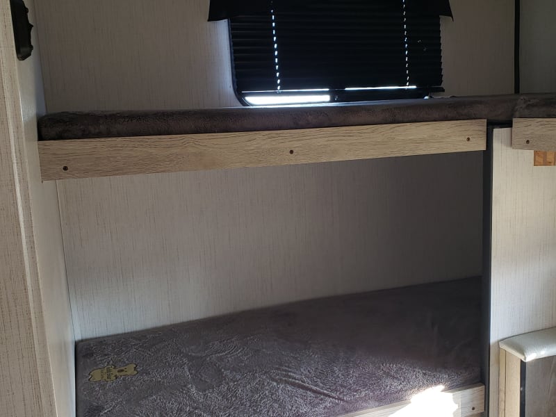 1 set of the bunks