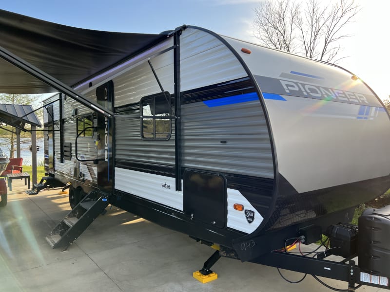 Two entrance doors-one main living, one bathroom so you can have easy access to changing or restroom without having to go through the main living! 