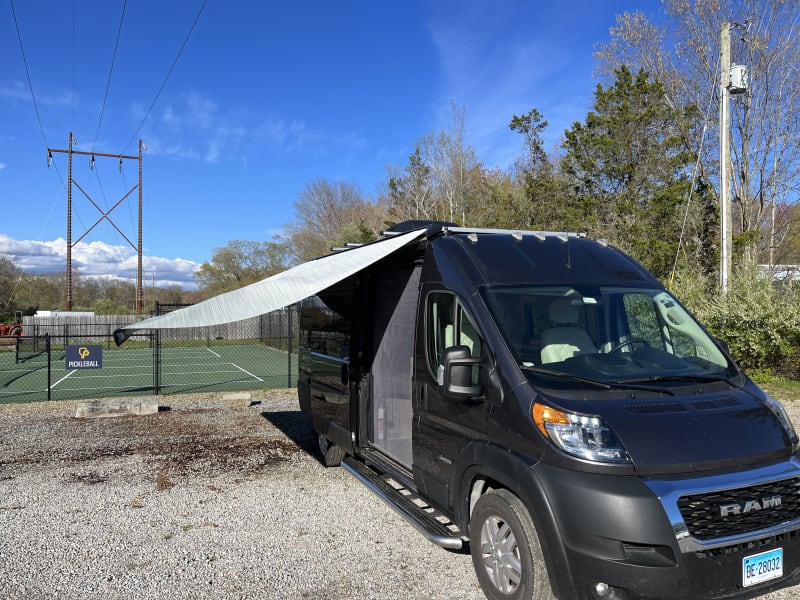 Automatic 13' awning