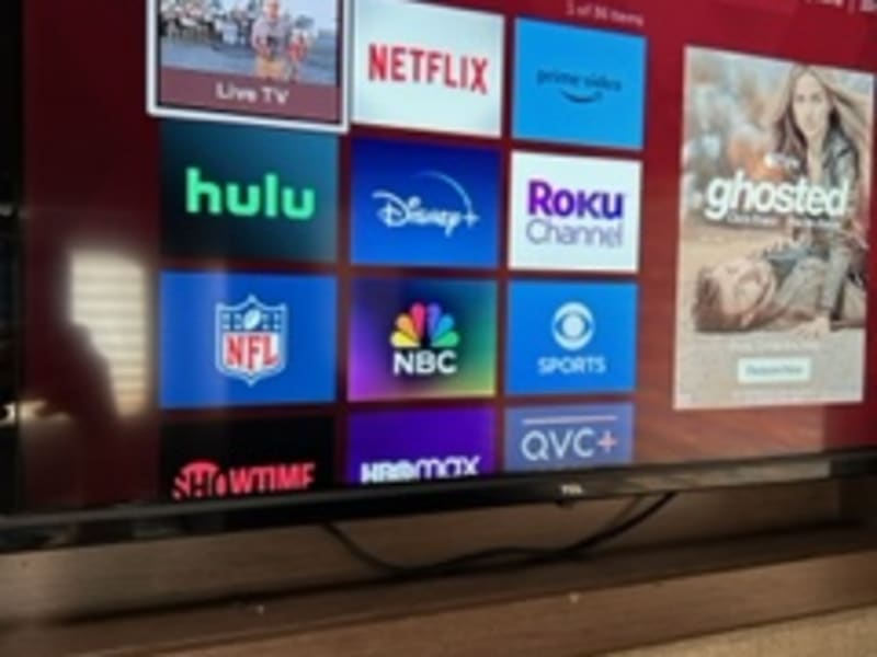 Unwind after a day of adventure with a movie night on the smart TV! 📺🚐 Whether it's a cozy evening indoors or relaxing outside under the stars, we've got all the comforts of home on the road. 