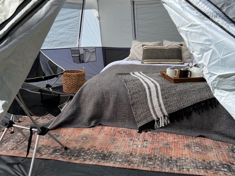 Add on Fully outfitted glamping tent for extra guests!