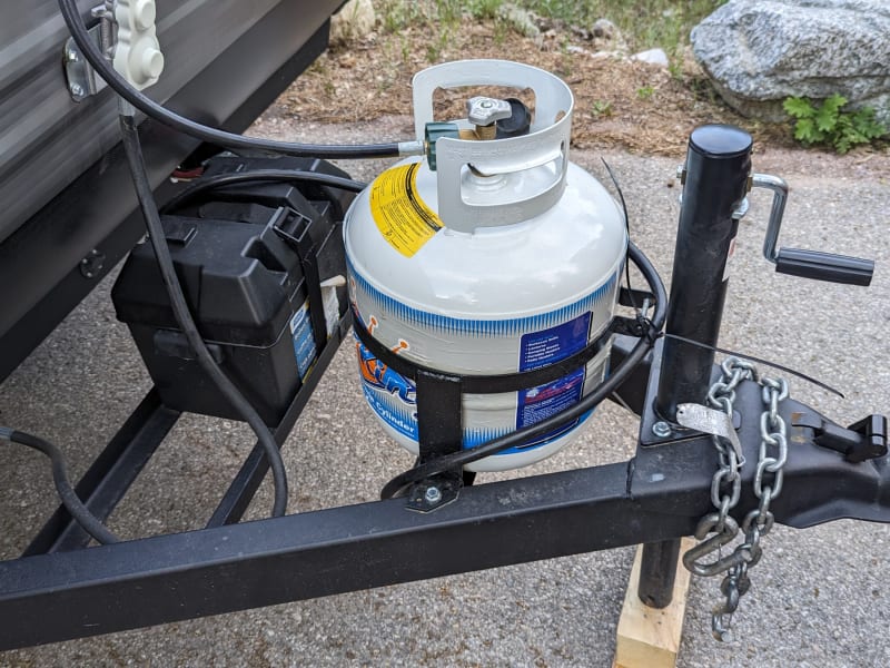 20 lb propane tank and battery included