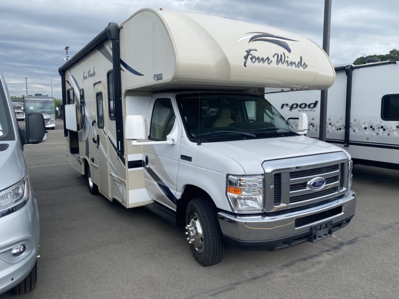 This is the perfect RV for State Parks & National Parks. No complicated systems to operate just great camping fun.