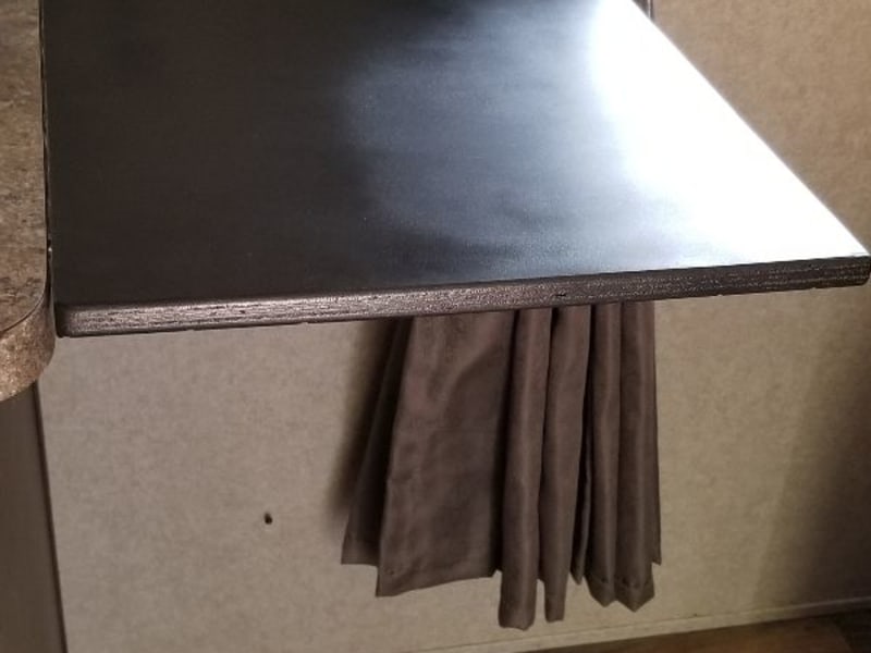 Flip up table for extra countertop