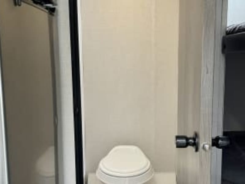 Bathroom - has toilet/shower