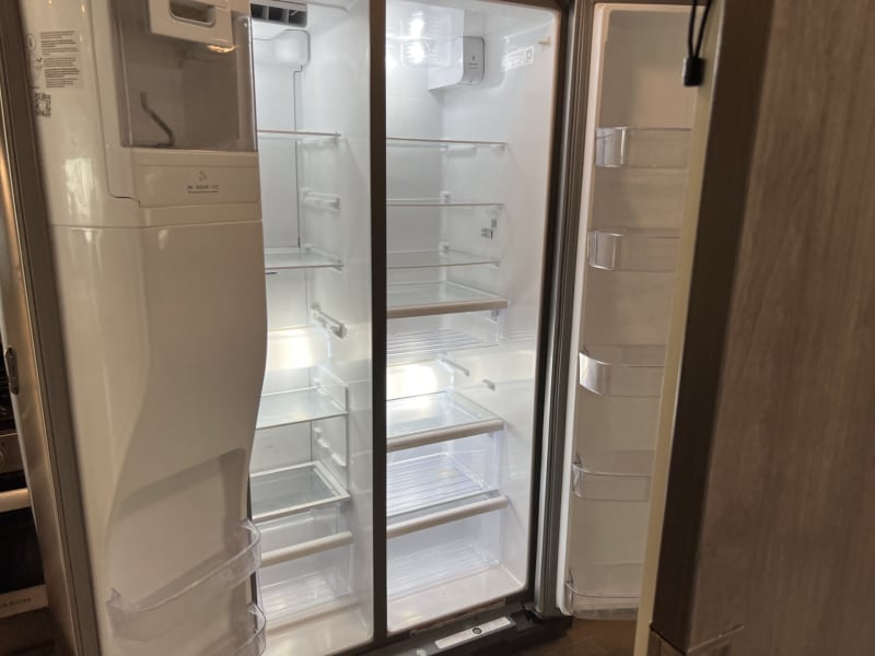 Double door full size refrigerator with water & ice in the door