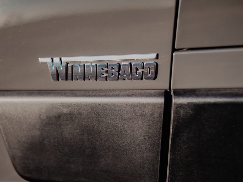 WINNEBAGO Logo
