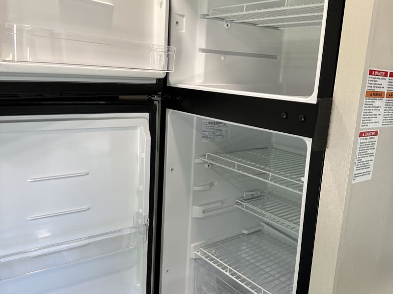 Refrigerator, freezer