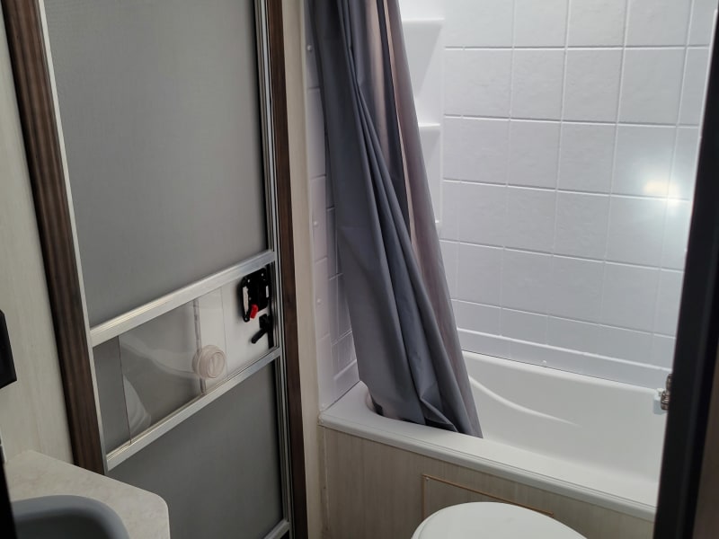 Everyone needs the bathroom eventually and this one has plenty of space for you to take care of business  and clean up after a long day in the woods. 