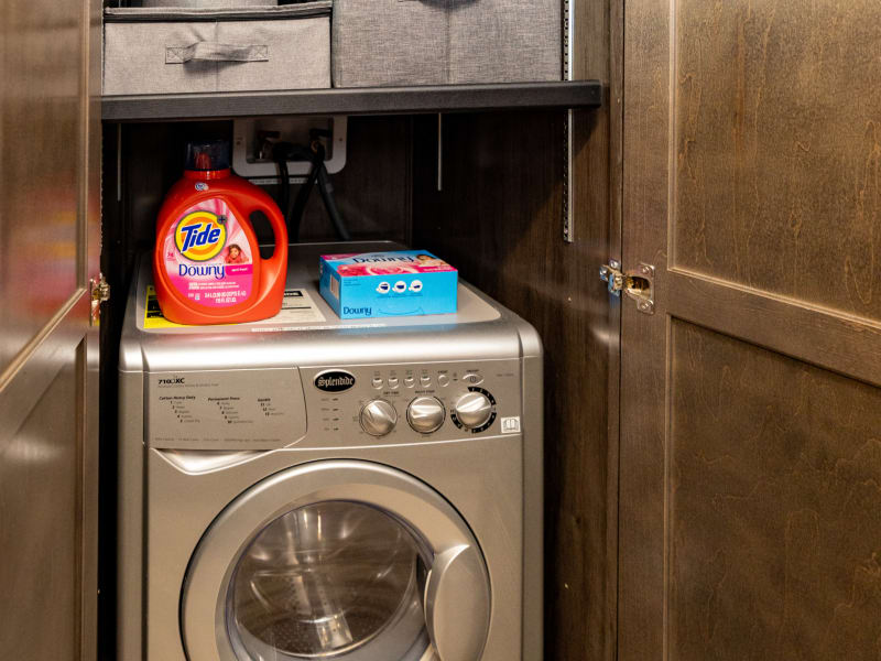 Washer and dryer combo with complimentary detergent