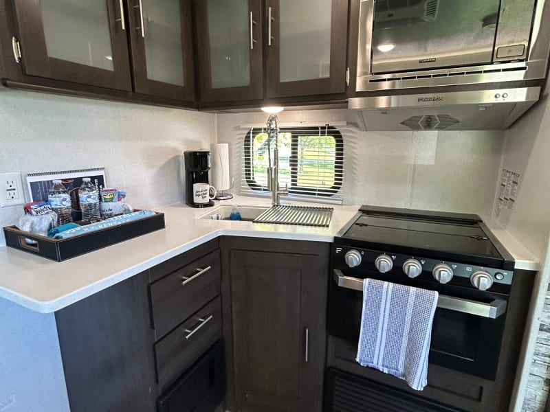 Great kitchen space