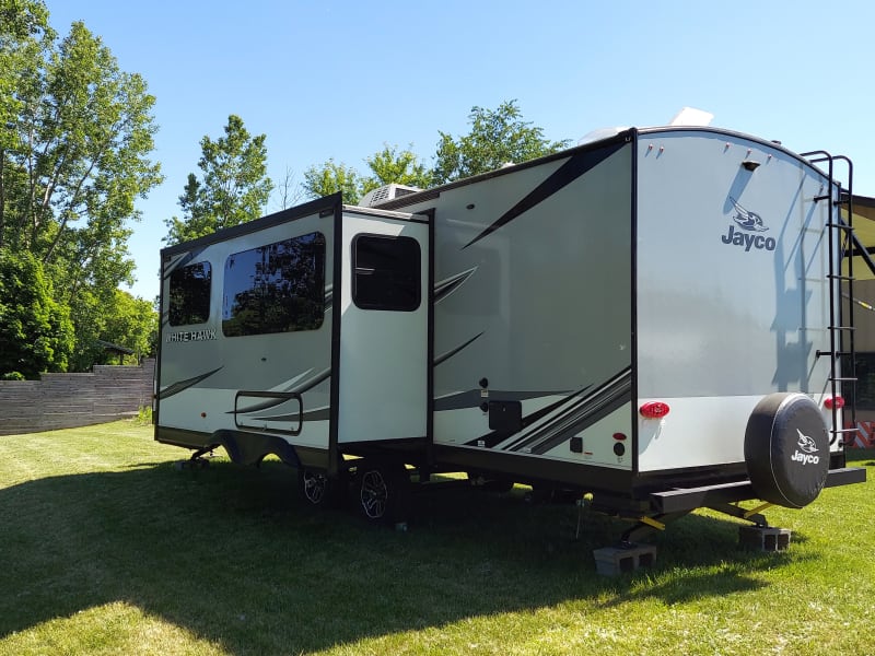 Exterior - Rear Left Side