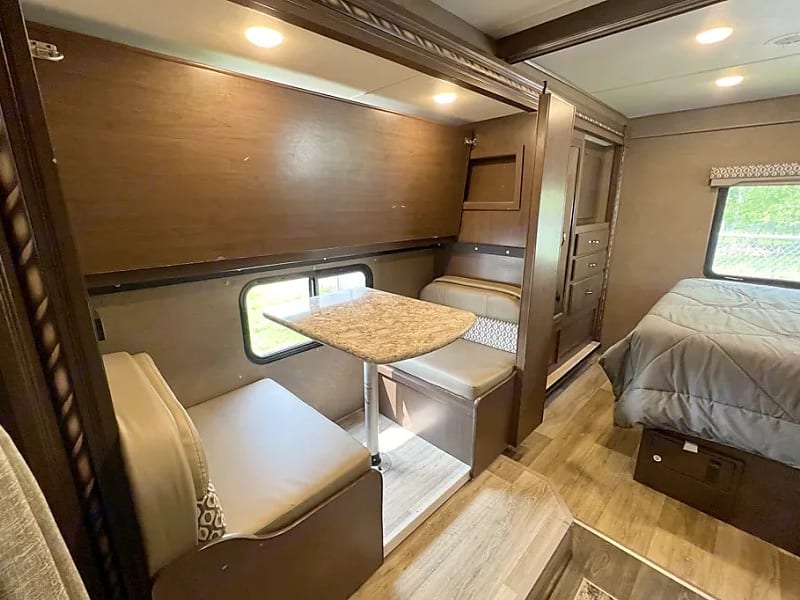 Bunk Dine