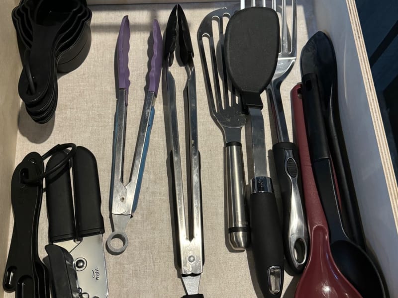 More kitchen goods 