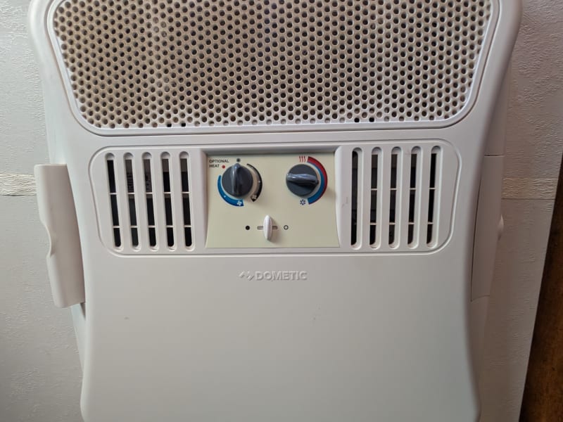 Dometic AC with 