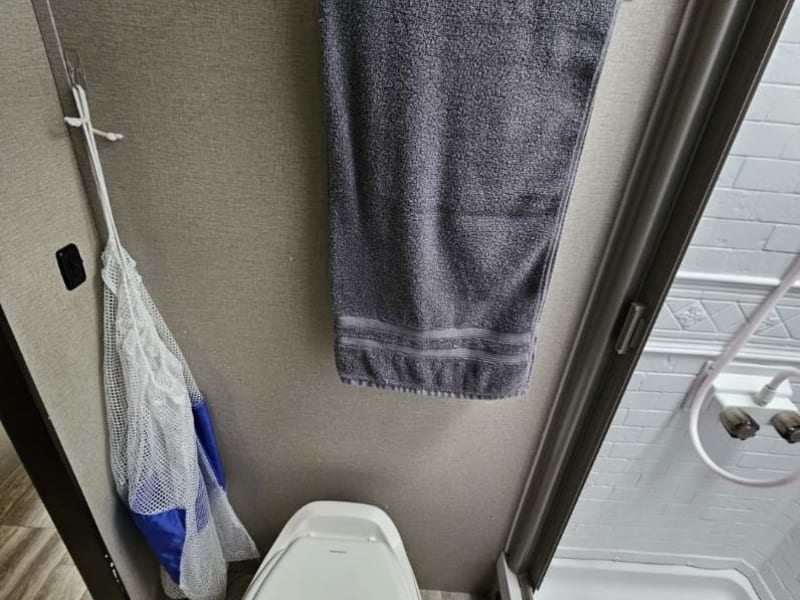 a nylon bag is provided to help keep dirty cloths separate during your trip.