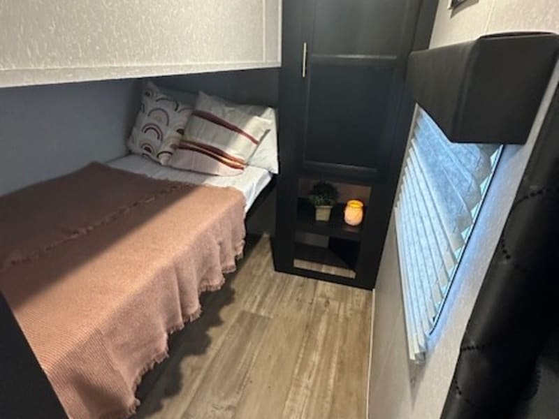 Single Bunk