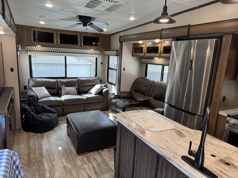 Living room & kitchen area