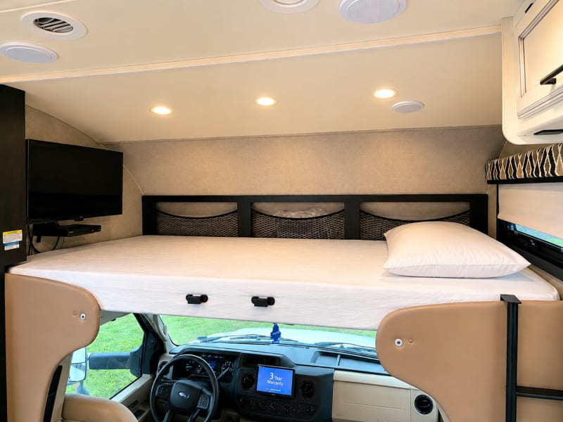 Bunk Bed (Over the Cockpit Area)