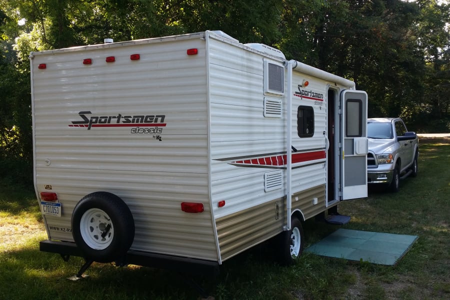 2014 K Z Manufacturing Sportsman Classic Trailer Rental In