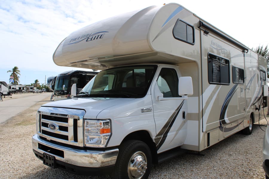 2019 Thor Motor Coach Freedom Elite Motor Home Class C Rental In West Palm Beach Fl Outdoorsy