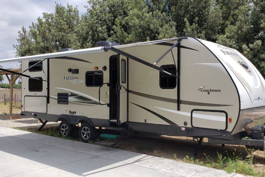 2018 Coachmen Freedom Express Trailer Rental In Delhi Ca Outdoorsy