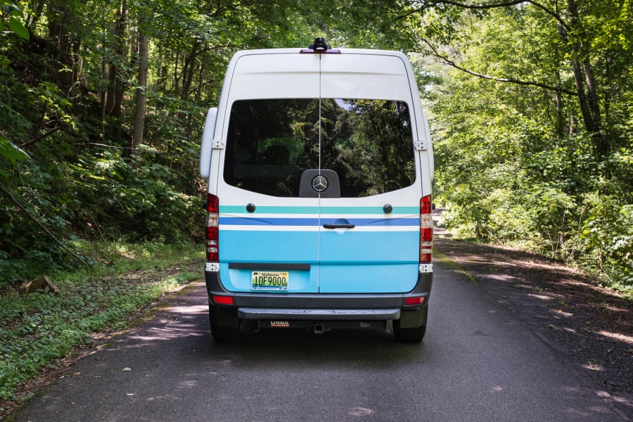 2016 Mercedes Benz Sprinter Motor Home Camper Van Rental