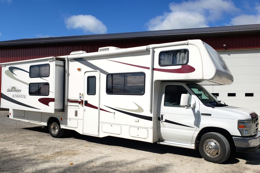 2010 Forest River Sunseeker Motor Home Class C Rental In Otley Ia Outdoorsy