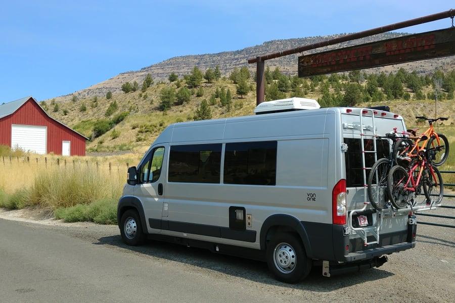 2017 Hymer Sunlight V1 Motor Home Camper Van Rental In San Diego