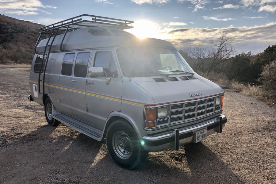 1992 Roadtrek 190 Versatile Motor Home Class B Rental In Marina Del Rey Ca Outdoorsy