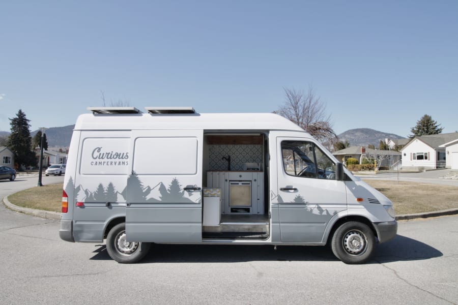 2000 Mercedes Benz Sprinter Motor Home Camper Van Rental In Penticton Bc Outdoorsy