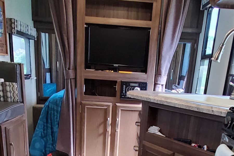 2018 Coachmen Apex Trailer Rental In Maple Grove Mn Outdoorsy