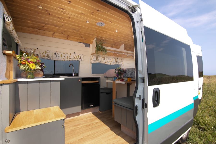 Off Grid Camper Van Collection for Hire 