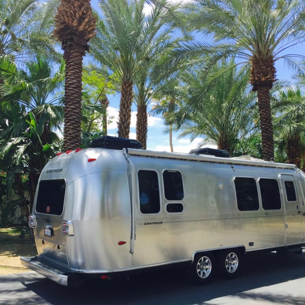 2007 Airstream 28 Safari SE Travel Trailer available for rent in Corona, California