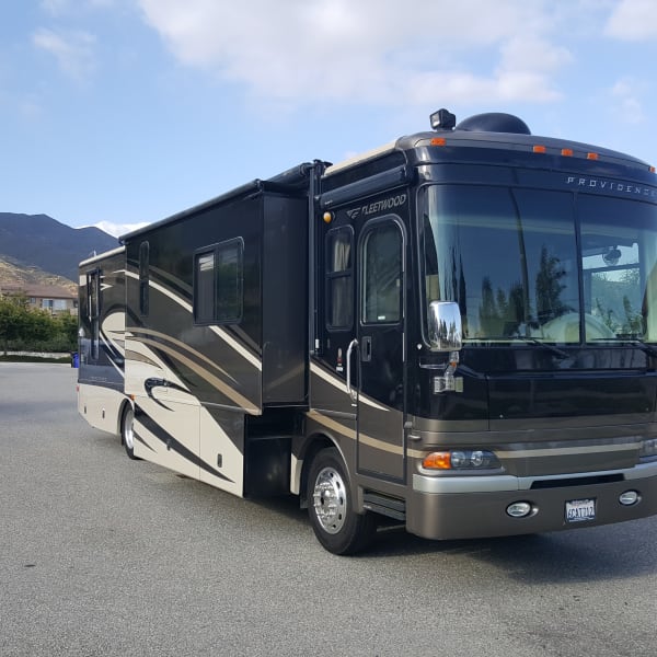 2007 Fleetwood Providence Class A available for rent in Perris, California