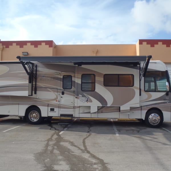 2017 Itasca Suncruiser Class A available for rent in Miami, Florida