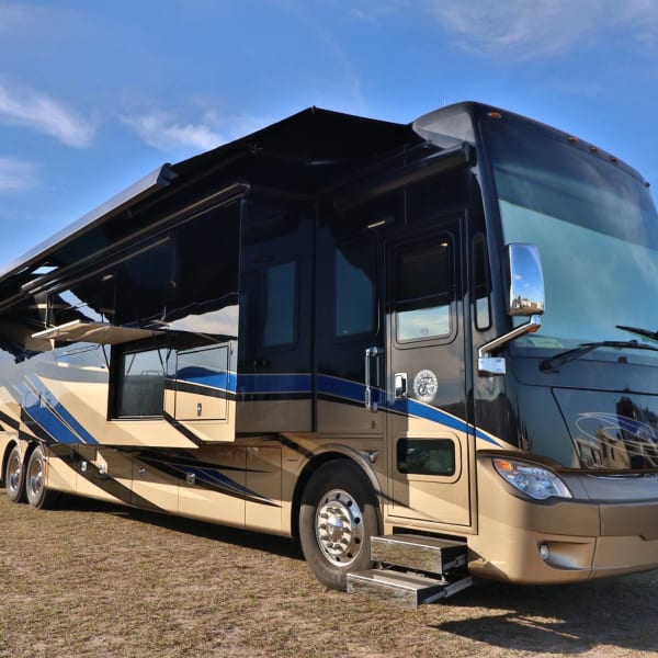 2016 Tiffin Motorhomes Allegro Bus Class A available for rent in Tampa, Florida